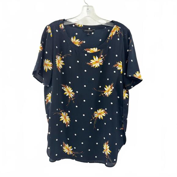 Banana Republic Tops - Banana Republic Floral White Dot Print Crew Neck Blouse Top Size Medium